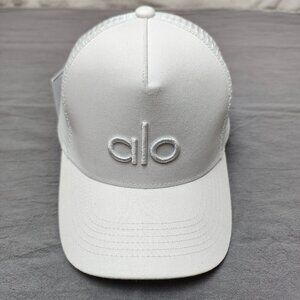 NWT ALO Yoga White District Trucker Hat